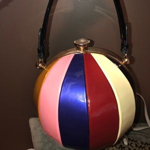 Bowling ball stable purse